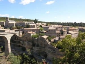 Entrée du village de Minerve
